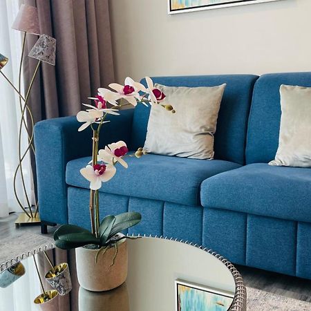 Cozy Apartment With Terrace, Sj Cosmopolitan Tower #402 San Jose  Bagian luar foto