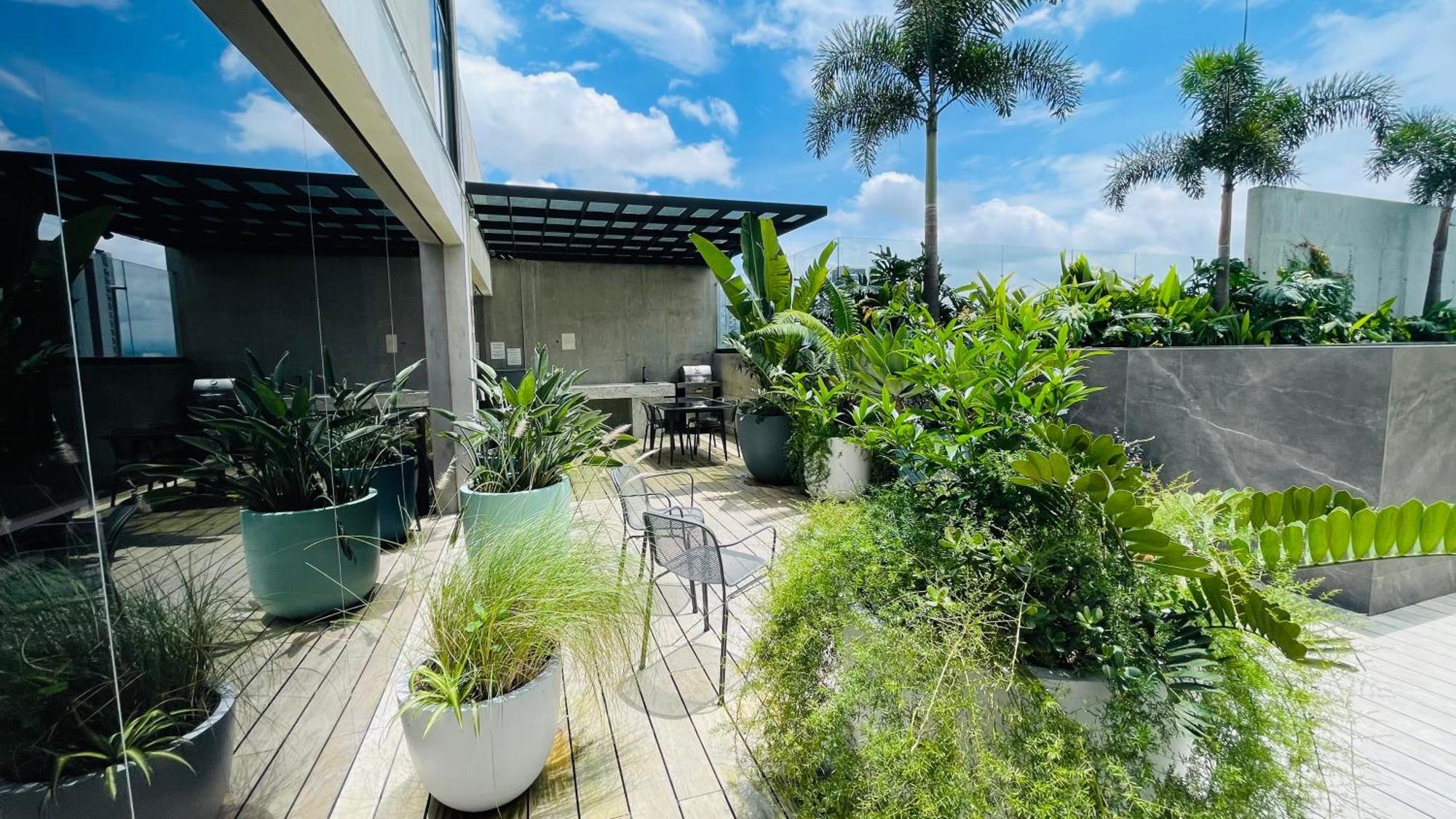 Cozy Apartment With Terrace, Sj Cosmopolitan Tower #402 San Jose  Bagian luar foto