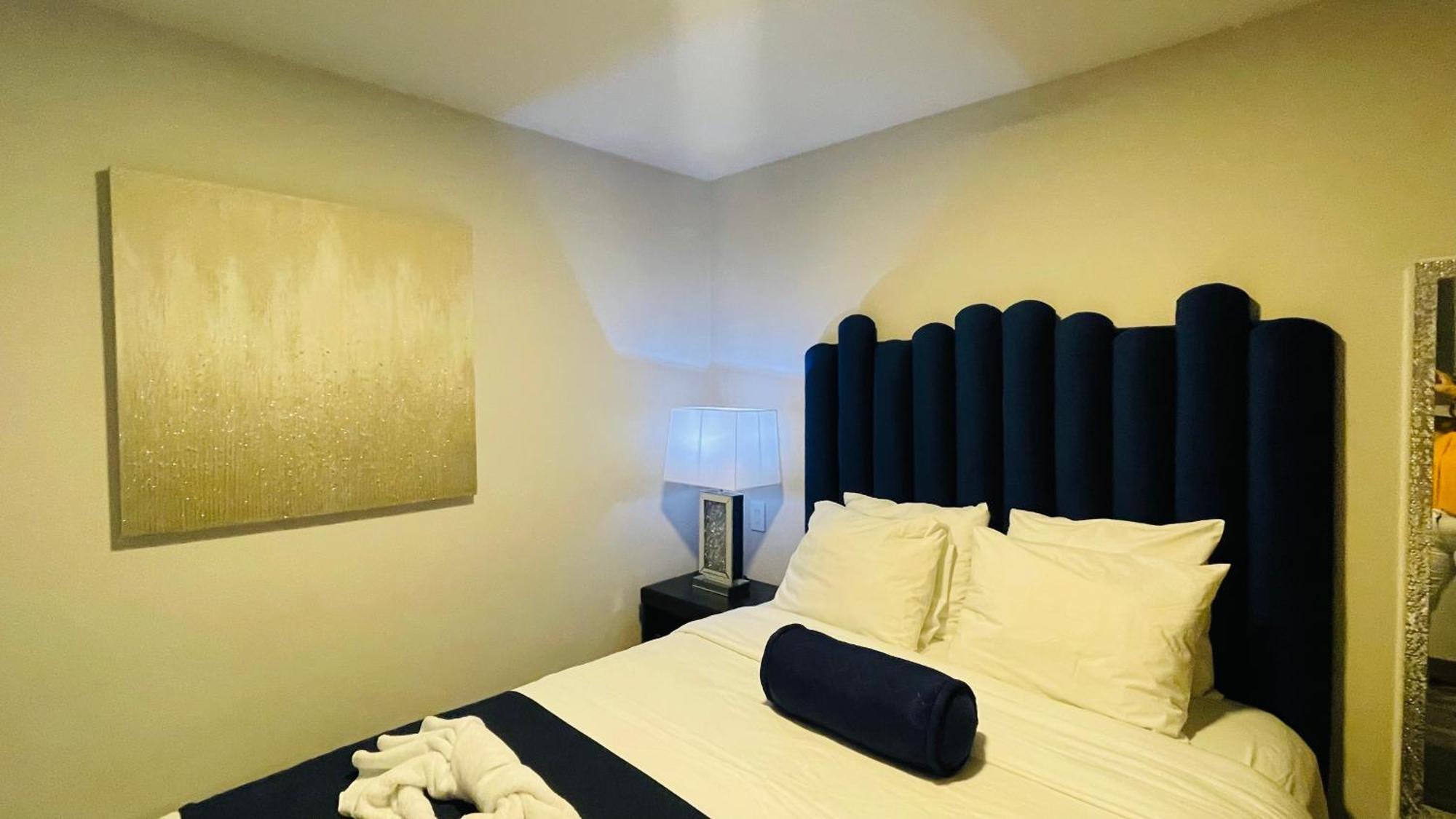 Cozy Apartment With Terrace, Sj Cosmopolitan Tower #402 San Jose  Bagian luar foto