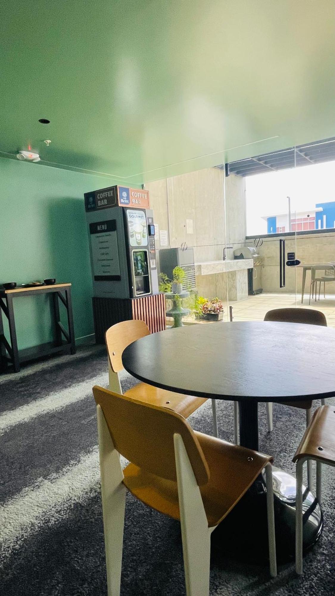 Cozy Apartment With Terrace, Sj Cosmopolitan Tower #402 San Jose  Bagian luar foto
