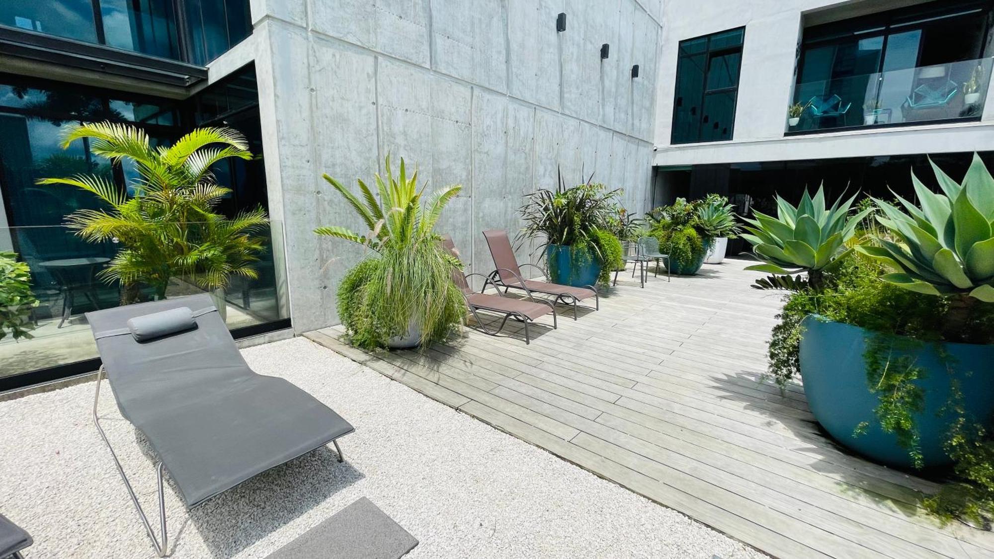Cozy Apartment With Terrace, Sj Cosmopolitan Tower #402 San Jose  Bagian luar foto